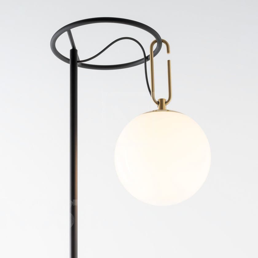 Lampadaire NH22 d'Artemide Lampadaire NH22 d'Artemide
