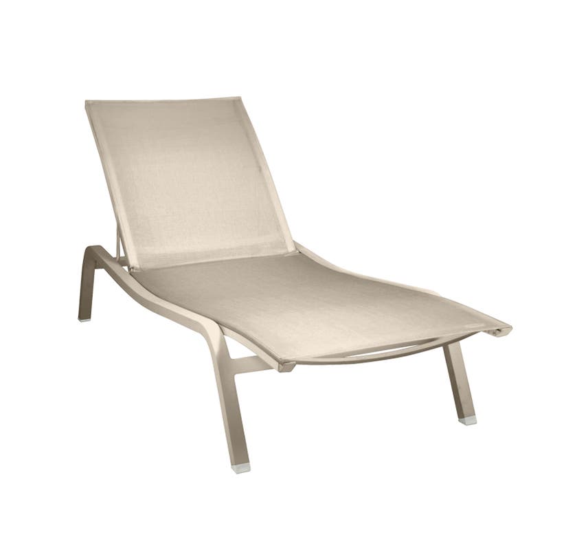 Bain de soleil ALIZÉ XS de Fermob, Muscade Bain de soleil ALIZÉ XS de Fermob, Muscade