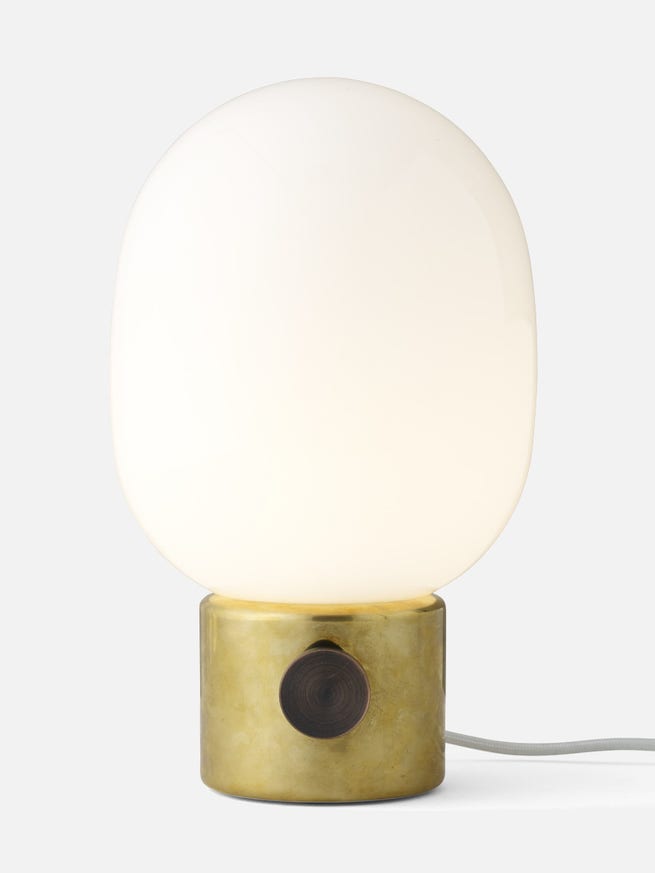 Lampe JWDA METALLIC de Audo Copenhagen, Laiton poli Lampe JWDA METALLIC de Audo Copenhagen, Laiton poli