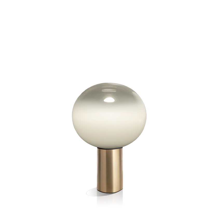 Lampe à poser LAGUNA de Artemide, Laiton satiné, Ø.26 cm Lampe à poser LAGUNA de Artemide, Laiton satiné, Ø.26 cm