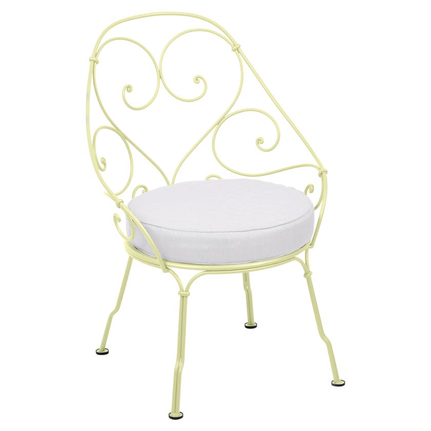 Fauteuil CABRIOLET de Fermob, Coussin Blanc grisé, Citron givré Fauteuil CABRIOLET de Fermob, Coussin Blanc grisé, Citron givré