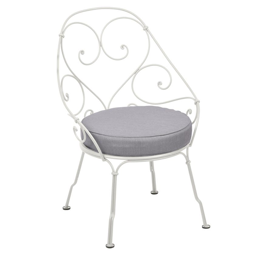Fauteuil CABRIOLET de Fermob, Coussin Gris flanelle, Gris argile Fauteuil CABRIOLET de Fermob, Coussin Gris flanelle, Gris argile