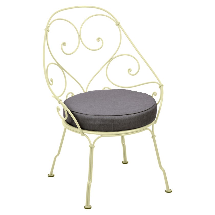 Fauteuil CABRIOLET de Fermob, coussin gris graphite, Citron givré Fauteuil CABRIOLET de Fermob, coussin gris graphite, Citron givré