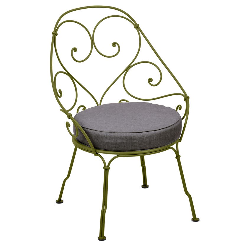Fauteuil CABRIOLET de Fermob, Coussin Gris graphite, Pesto Fauteuil CABRIOLET de Fermob, Coussin Gris graphite, Pesto