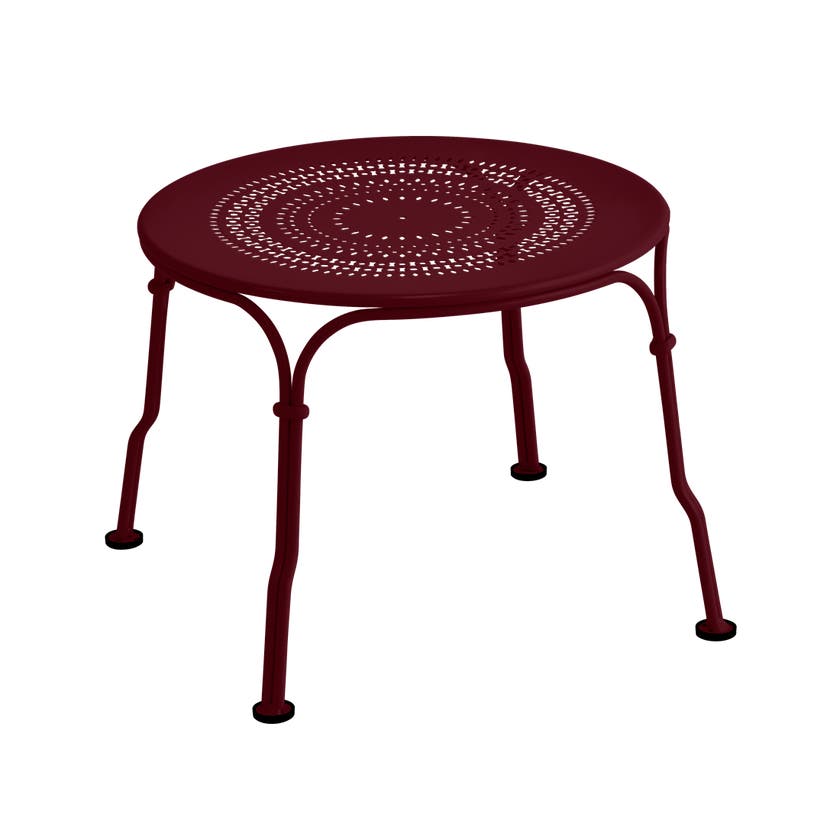 Table basse 1900 de Fermob, Cerise noire Table basse 1900 de Fermob, Cerise noire