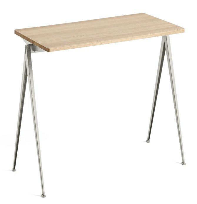 Table PYRAMID 01 de HAY, 140 x 65 cm, Chêne laqué mat, piètement acier beige