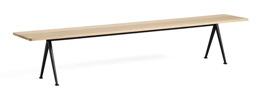 Banc PYRAMID 12 de Hay, 250 x 40 cm, Black base, Matt lacquered Banc PYRAMID 12 de Hay, 250 x 40 cm, Black base, Matt lacquered