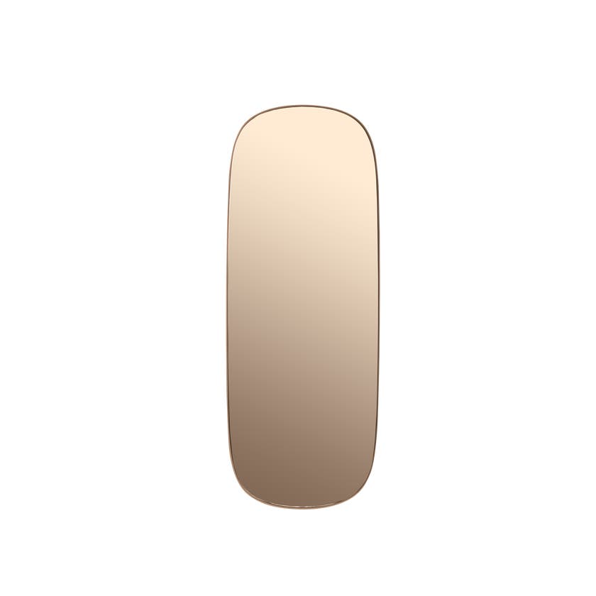 Miroir mural FRAMED MIRROR de Muuto, Large, Rose/verre rose Miroir mural FRAMED MIRROR de Muuto, Large, Rose/verre rose