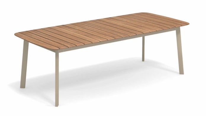 Table rectangulaire SHINE de Emu, 225 x 100 cm, Tourterelle Table rectangulaire SHINE de Emu, 225 x 100 cm, Tourterelle