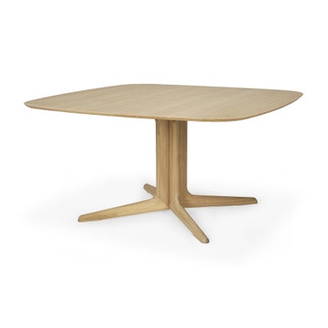 Table CORTO en chêne d'Ethnicraft, Chêne Table CORTO en chêne d'Ethnicraft, Chêne