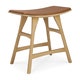 Tabouret OSSO d'Ethnicraft, chêne vernis, avec revêtement Cuir cognac