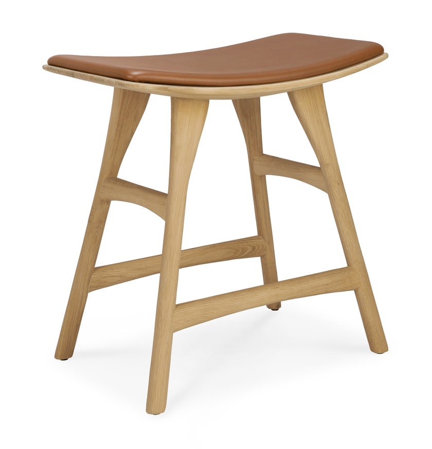 Tabouret OSSO d'Ethnicraft, chêne vernis, avec revêtement Cuir cognac