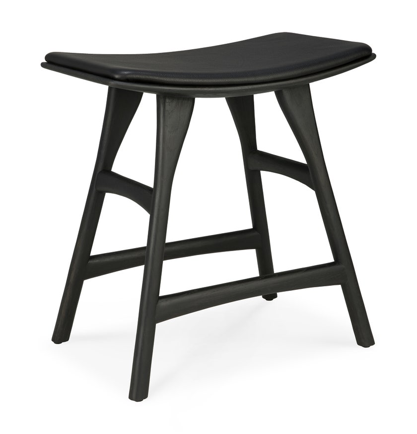Tabouret Osso - chêne vernis d'Ethnicraft avec revêtement, Cuir noir