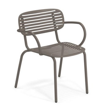 Fauteuil MOM de Emu, Sable