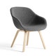 Fauteuil AAC 123 de Hay, Charbon, Pieds en chêne vernis naturel