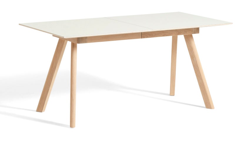 Table à rallonge CPH30 de Hay, 160 x 80 cm, Plateau lino blanc cassé, Pieds en chêne vernis naturel Table à rallonge CPH30 de Hay, 160 x 80 cm, Plateau lino blanc cassé, Pieds en chêne vernis naturel