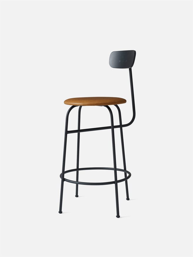 Chaise de comptoir AFTEROOM COUNTER CHAIR de Audo Copenhagen, Cuir cognac Chaise de comptoir AFTEROOM COUNTER CHAIR de Audo Copenhagen, Cuir cognac