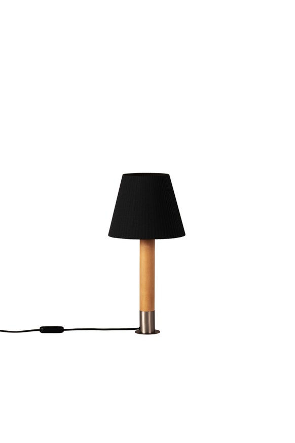 Lampe à poser BÁSICA Nickel / Bois / Ruban Noir Lampe à poser BÁSICA Nickel / Bois / Ruban Noir