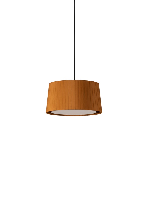 Suspension GT6 Ruban Moutarde / Câble Noir - Canopée Métal Nickel / 1 source de lumière Suspension GT6 Ruban Moutarde / Câble Noir - Canopée Métal Nickel / 1 source de lumière
