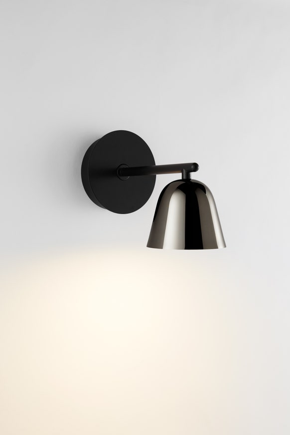Applique LIGHTO A NOIR MAT - COUPE EN CHROME NOIR de Parachilna Applique LIGHTO A NOIR MAT - COUPE EN CHROME NOIR de Parachilna