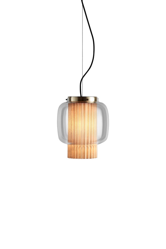 Suspension MANILA T PE DORÉE MAT - TEXTILE BEIGE - DIFFUSEUR EN VERRE TRANSPARENT de Parachilna Suspension MANILA T PE DORÉE MAT - TEXTILE BEIGE - DIFFUSEUR EN VERRE TRANSPARENT de Parachilna