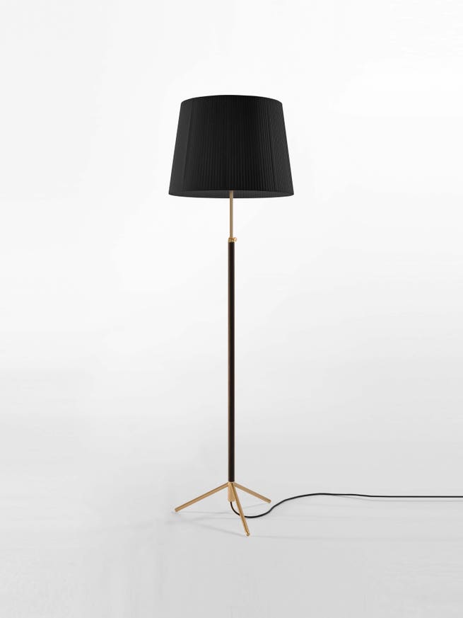 Lampadaire PIE DE SALÓN Métal Laiton / Ruban Noir Lampadaire PIE DE SALÓN Métal Laiton / Ruban Noir