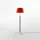 Lampadaire PIE DE SALÓN G3 Métal Laiton / Ruban Rouge-Ambre