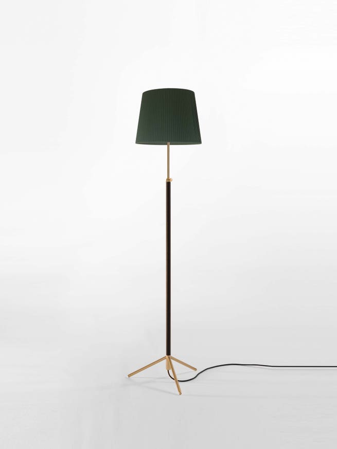 Lampadaire PIE DE SALÓN G3 Métal Laiton / Ruban Vert Lampadaire PIE DE SALÓN G3 Métal Laiton / Ruban Vert