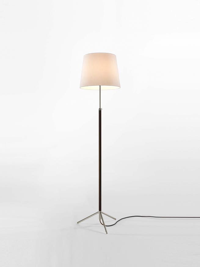 Lampadaire PIE DE SALÓN G3 Métal Chromé / Lin Blanc Lampadaire PIE DE SALÓN G3 Métal Chromé / Lin Blanc