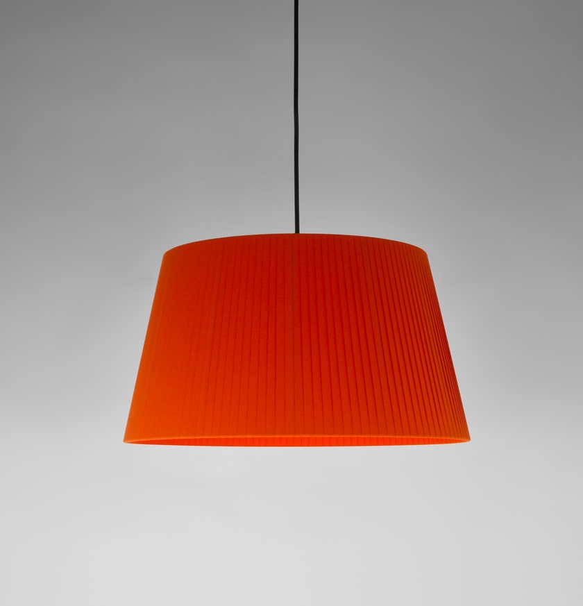 Suspension SÍSÍSÍ CÓNICAS Ruban Rouge-Ambre / Métal Blanc