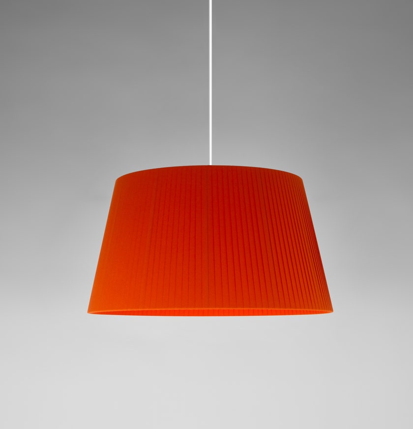Suspension SÍSÍSÍ CÓNICAS Ruban Rouge-Ambre / Métal Blanc