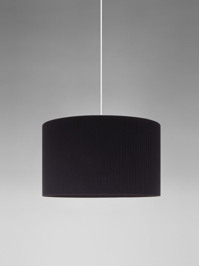Suspension SÍSÍSÍ CILÍNDRICAS Ruban Noir / Métal Blanc Suspension SÍSÍSÍ CILÍNDRICAS Ruban Noir / Métal Blanc