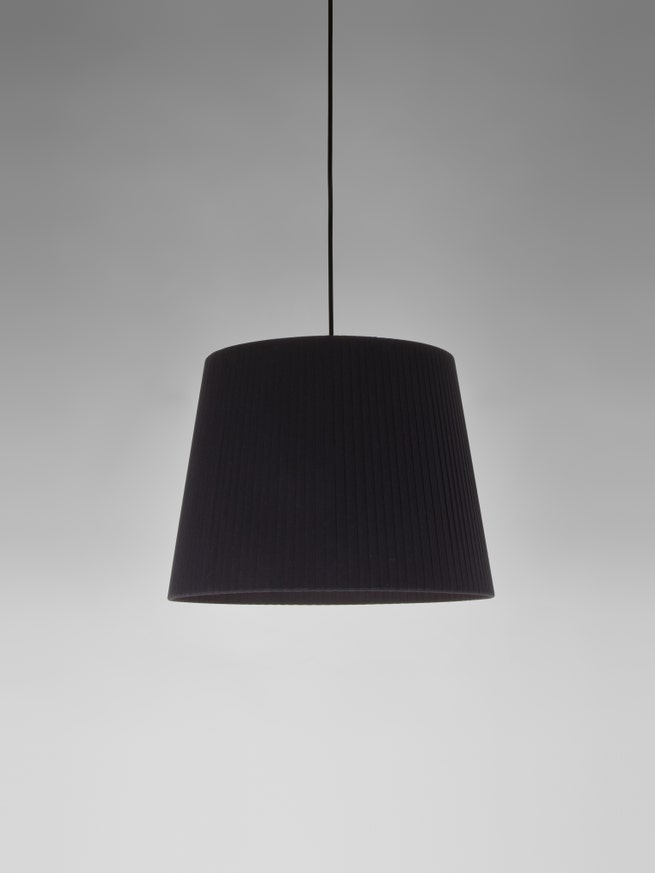 Suspension SÍSÍSÍ CÓNICAS Ruban Noir / Métal Blanc Suspension SÍSÍSÍ CÓNICAS Ruban Noir / Métal Blanc