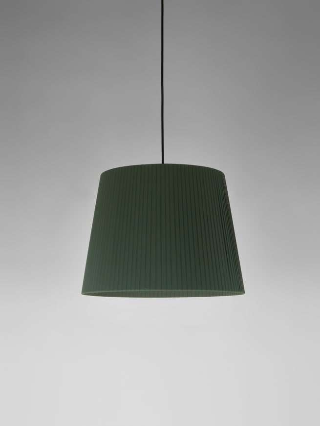 Suspension SÍSÍSÍ CÓNICAS Ruban Vert / Métal Blanc Suspension SÍSÍSÍ CÓNICAS Ruban Vert / Métal Blanc