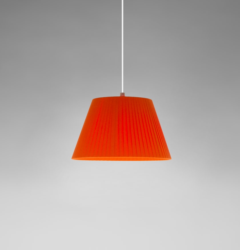 Suspension SÍSÍSÍ CÓNICAS Ruban Rouge-Ambre / Métal Blanc