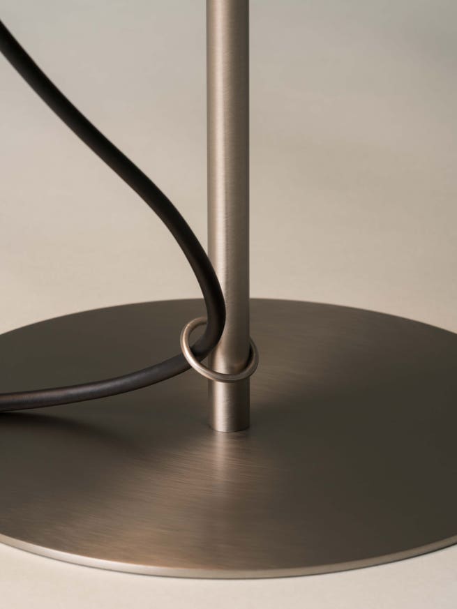 Lampe à poser TMD Métal Nickel Lampe à poser TMD Métal Nickel