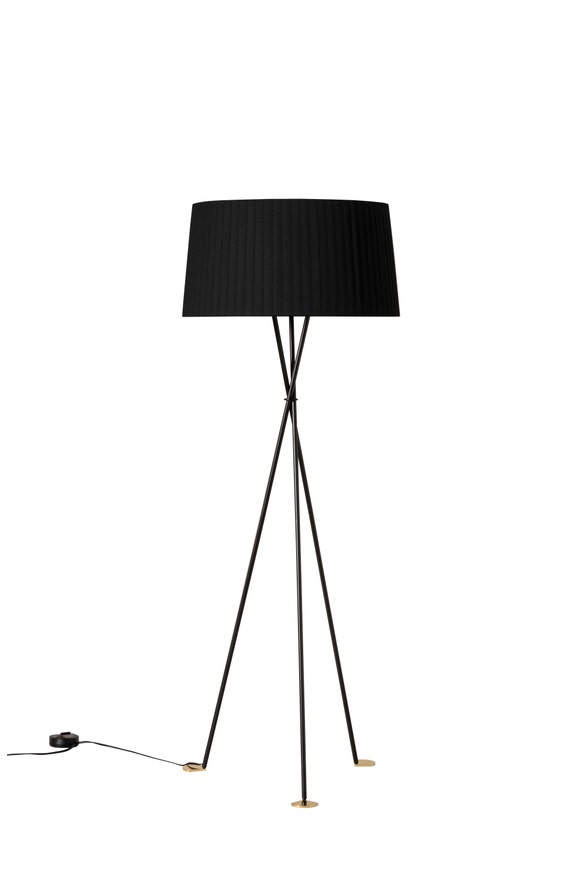 Lampadaire TRÍPODE Métal Noir / Ruban Noir Lampadaire TRÍPODE Métal Noir / Ruban Noir