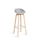 Tabouret AAS32 LOW de Hay, H.64, Pieds en chêne savonné, Repose-pieds inox, Concrete grey 2.0