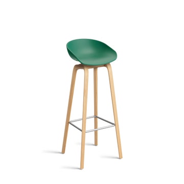 Tabouret AAS32 LOW de Hay, H.64, Pieds en chêne vernis naturel, Repose-pieds inox, Teal green 2.0