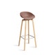 Tabouret AAS32 LOW, H.64, Pieds en chêne vernis naturel, Repose-pieds inox, Soft brick 2.0