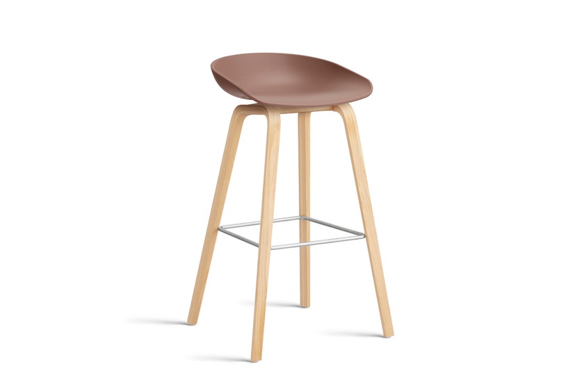 Tabouret AAS32 HIGH de Hay, H.74, Pieds en chêne savonné, Soft brick 2.0 Tabouret AAS32 HIGH de Hay, H.74, Pieds en chêne savonné, Soft brick 2.0