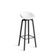 Tabouret AAS32 LOW, H. 64, Pieds en chêne noir, Repose-pieds noir, White 2.0
