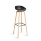 Tabouret AAS32 HIGH, H. assise 75 cm, Pieds en chêne vernis naturel, Repose-pieds noir, Coque black 2.0