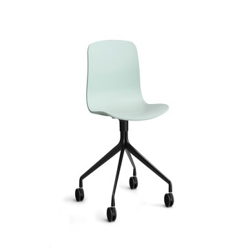 Chaise à roulettes AAC14 de Hay, Piétement noir, Dusty mint 2.0