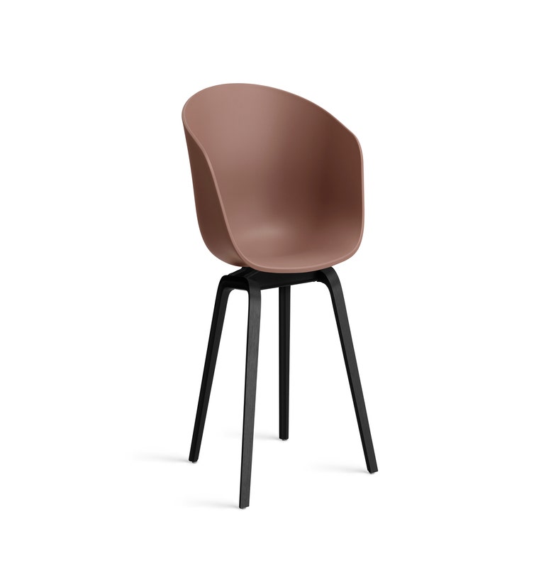 Fauteuil AAC 22 de Hay, Piétement en chêne teinté noir, Soft brick 2.0