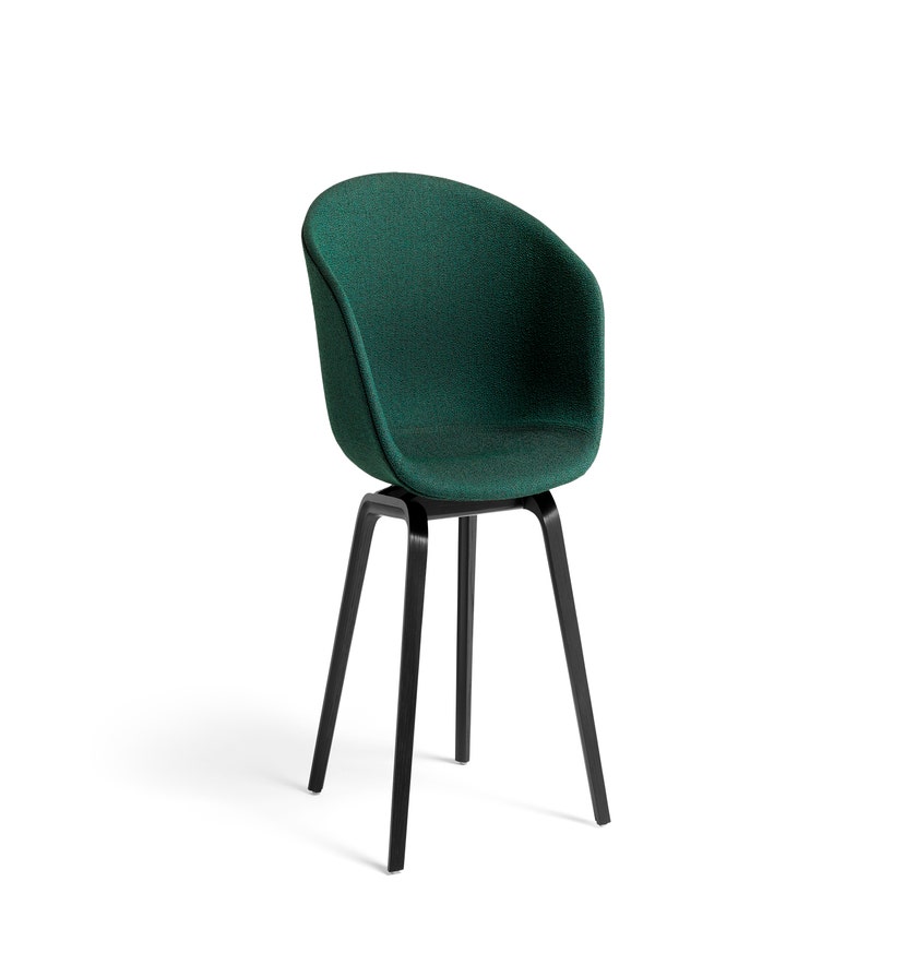 Fauteuil AAC23 de Hay, Pieds en chêne noir vernis naturel, Olavi