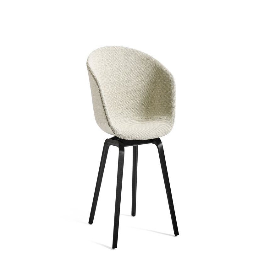 Fauteuil AAC23 de Hay, Pieds en chêne noir vernis naturel, Coda 100