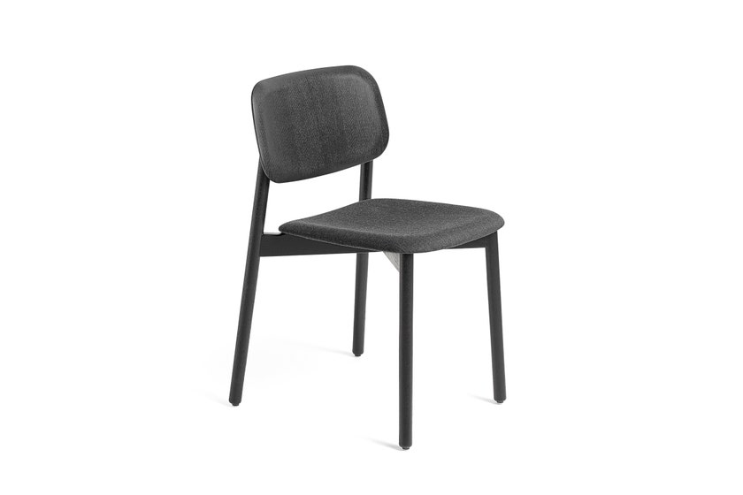 Chaise SOFT EDGE 60 de Hay, Structure chêne teinte noir, Assise tissu Remix 173 Chaise SOFT EDGE 60 de Hay, Structure chêne teinte noir, Assise tissu Remix 173