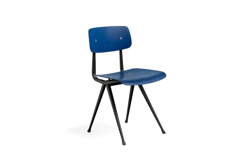 Chaise RESULT de Hay, Structure noire, Bleu foncé Chaise RESULT de Hay, Structure noire, Bleu foncé