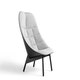 Fauteuil lounge UCHIWA QUILT, Pieds en chêne teinté noir, Tissu Hallingdal 126 / Arrière Sierra SI1001